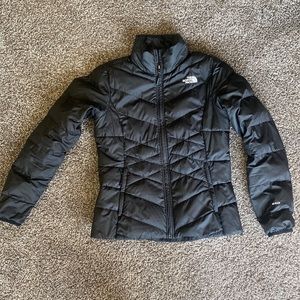 Womens Northface lightweight puffer jacket